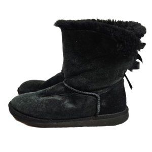 Ugg Bailey Bow II black Boots Sherpa Lined Women's Size 9-9.5?